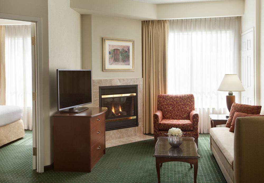 Residence Inn By Marriott Toronto Airport Exterior photo