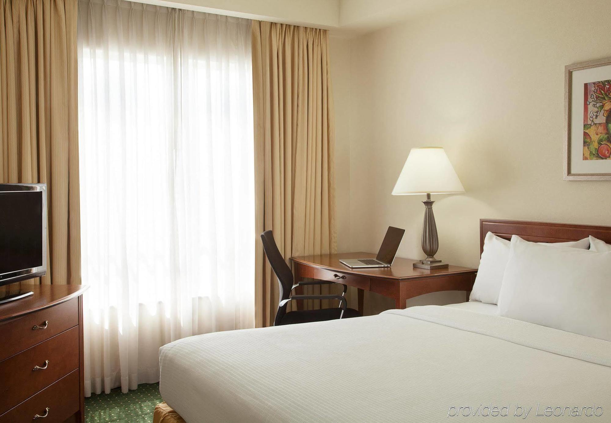 Residence Inn By Marriott Toronto Airport Exterior photo
