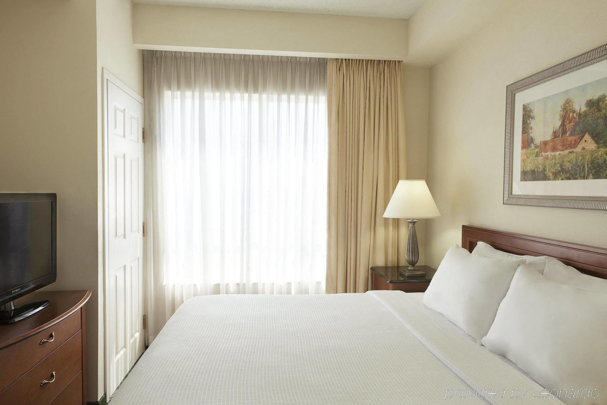 Residence Inn By Marriott Toronto Airport Exterior photo